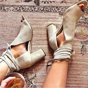 Matisse Rewind Suede open Toe Bootie Size 8.5
